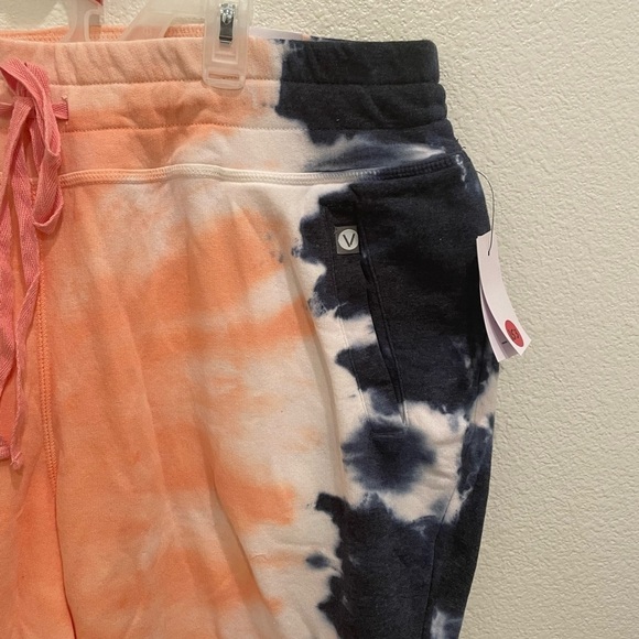 NWT Womens LIVI Active By Lane Bryant Capri Sweats Tye dye Tie dye Plus Size‌‌ - Picture 7 of 9